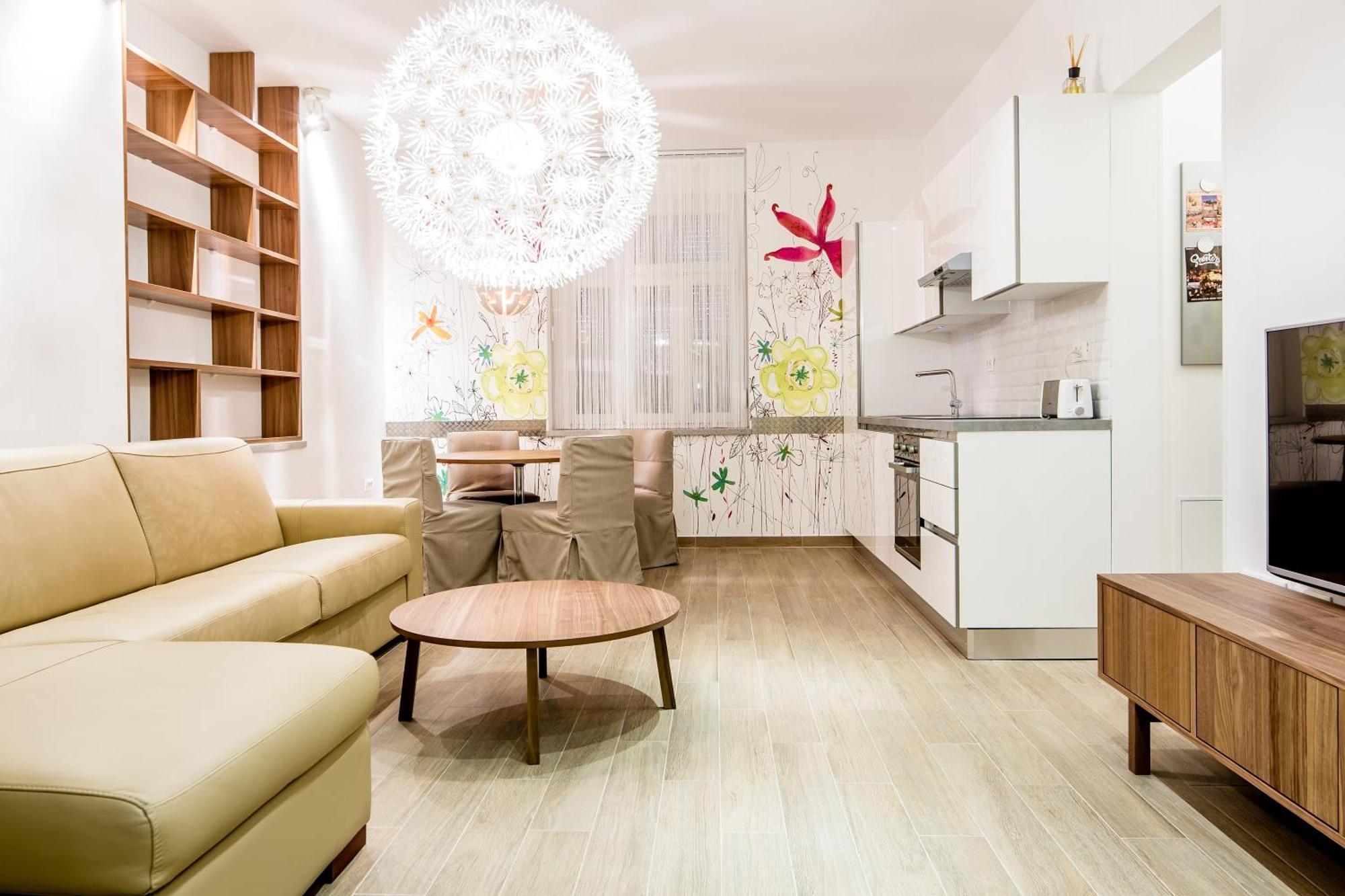 Wh Apartments リュブリャナ エクステリア 写真