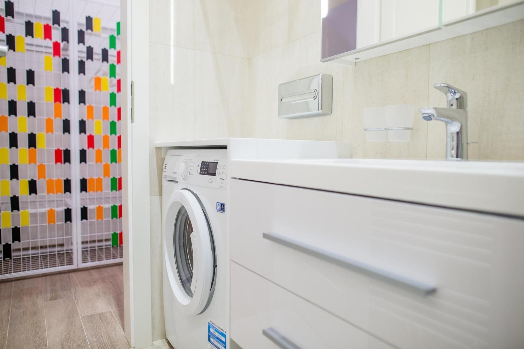 Wh Apartments リュブリャナ エクステリア 写真